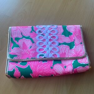 Lilly Pulitzer Oversized Clutch Envelope Pouch Kelly Green Hibiscus kiss